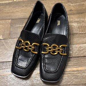 Zara Textured Black Loafers with Gold Accent